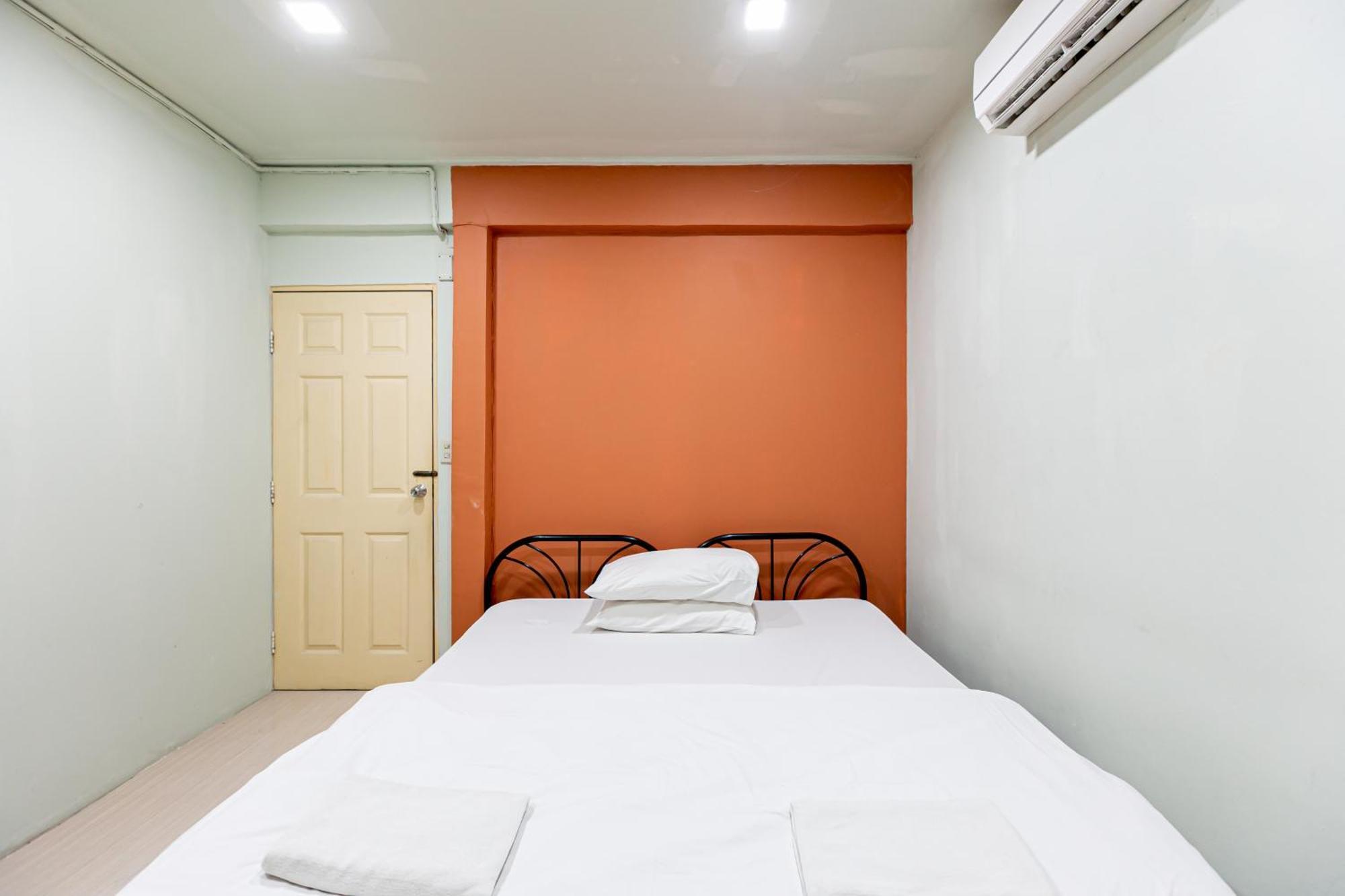 Freesia Saladaeng Silom Apartments بانكوك المظهر الخارجي الصورة